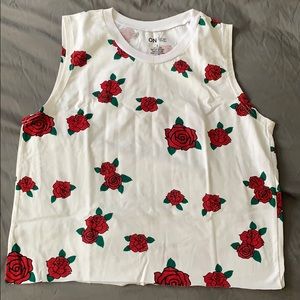 Sleeveless Roses Crop Top
